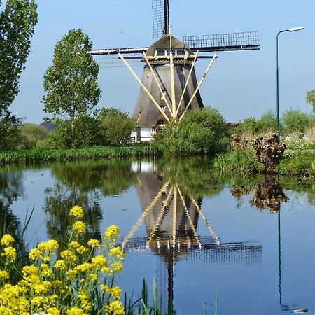Mondriaanmolen, A Real Windmill Close To Amsterdam Abcoude Εξωτερικό φωτογραφία