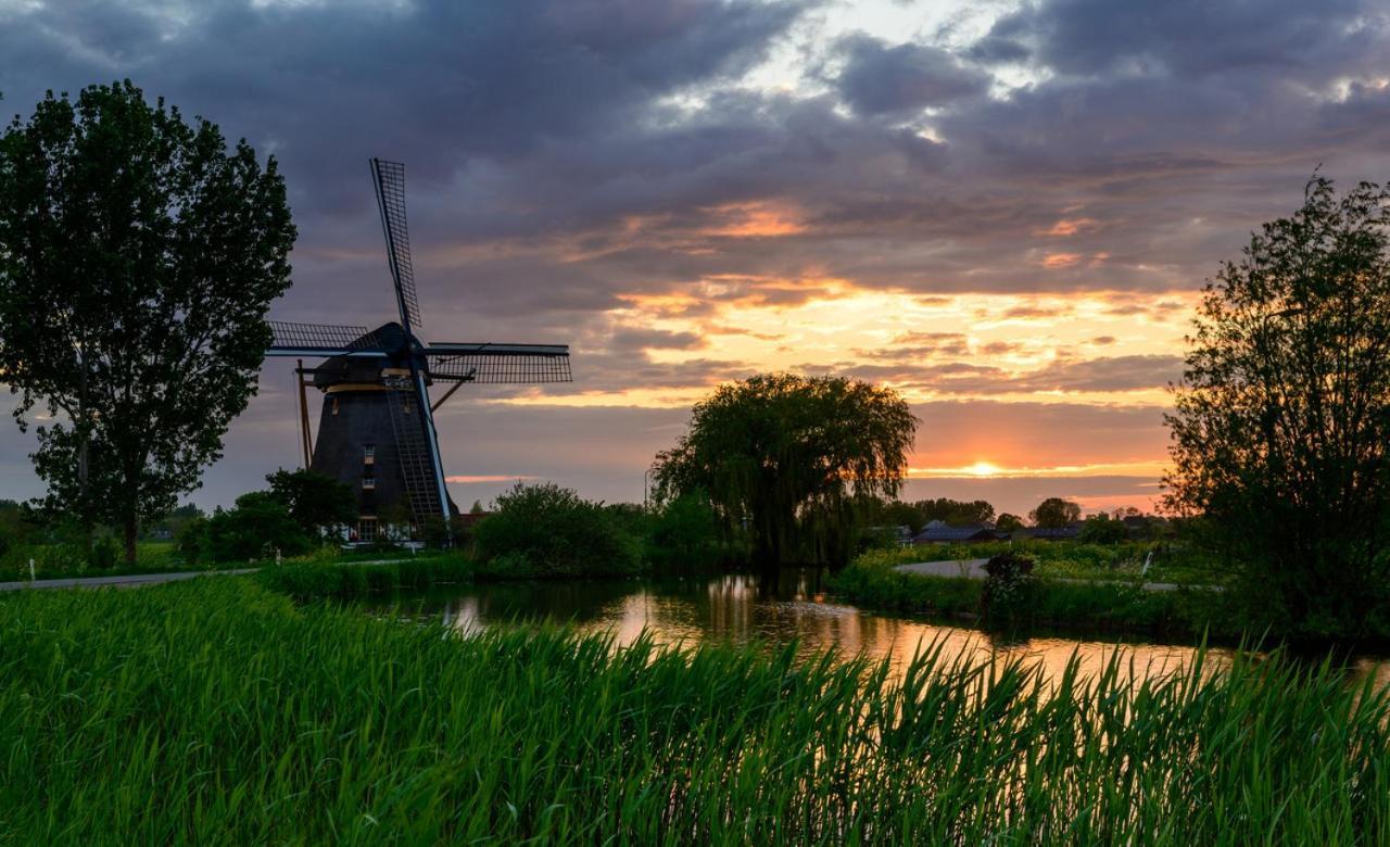 Mondriaanmolen, A Real Windmill Close To Amsterdam Abcoude Εξωτερικό φωτογραφία